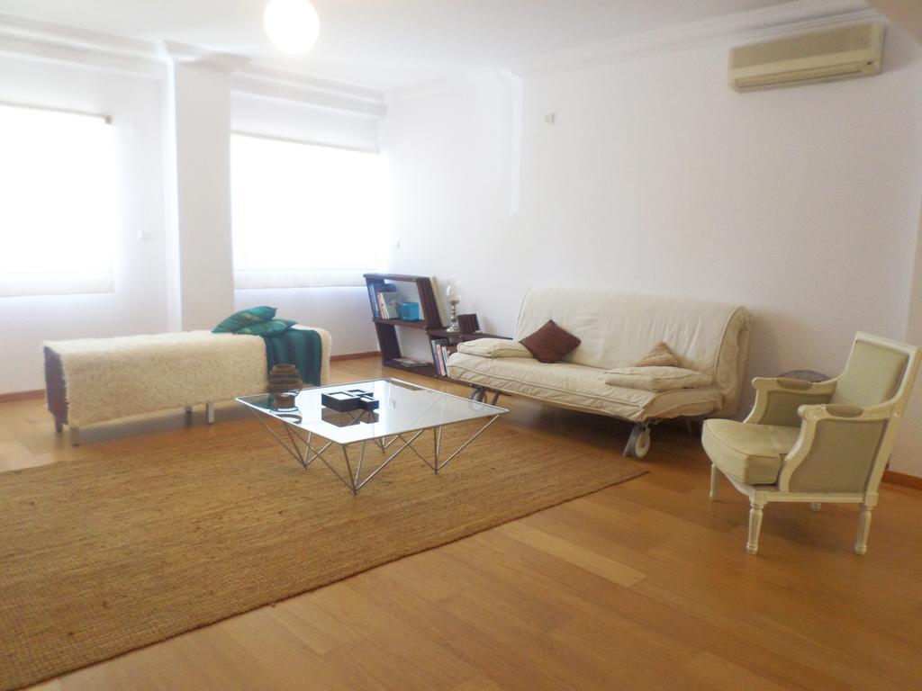 Ferienwohnung 33 Jose Farinha Lissabon Zimmer foto